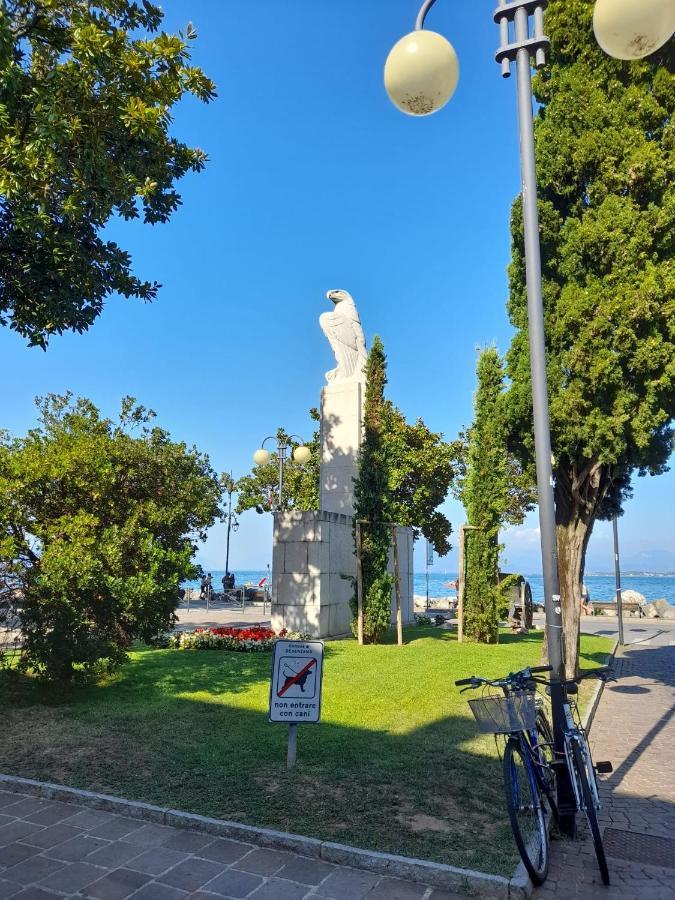 Splendid Lake 2 Desenzano del Garda Buitenkant foto